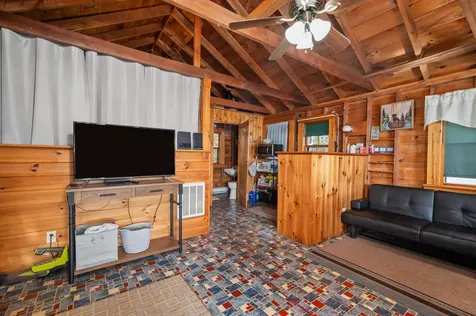 99 Pleasant Street Meredith NH 03253