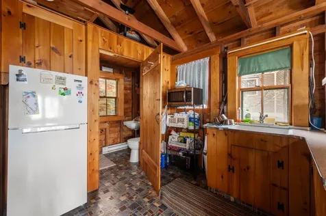 99 Pleasant Street Meredith NH 03253