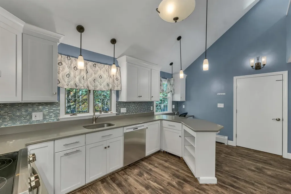 23 Base Hill Road Keene NH 03431