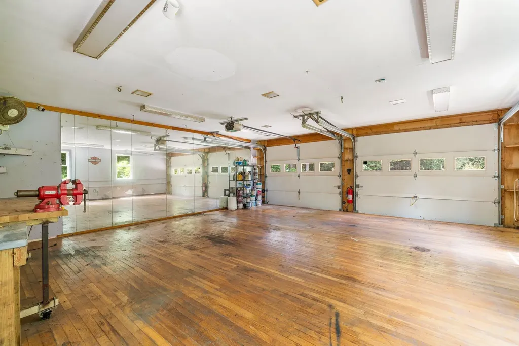 64 Kelsey Mill Road Northwood NH 03261