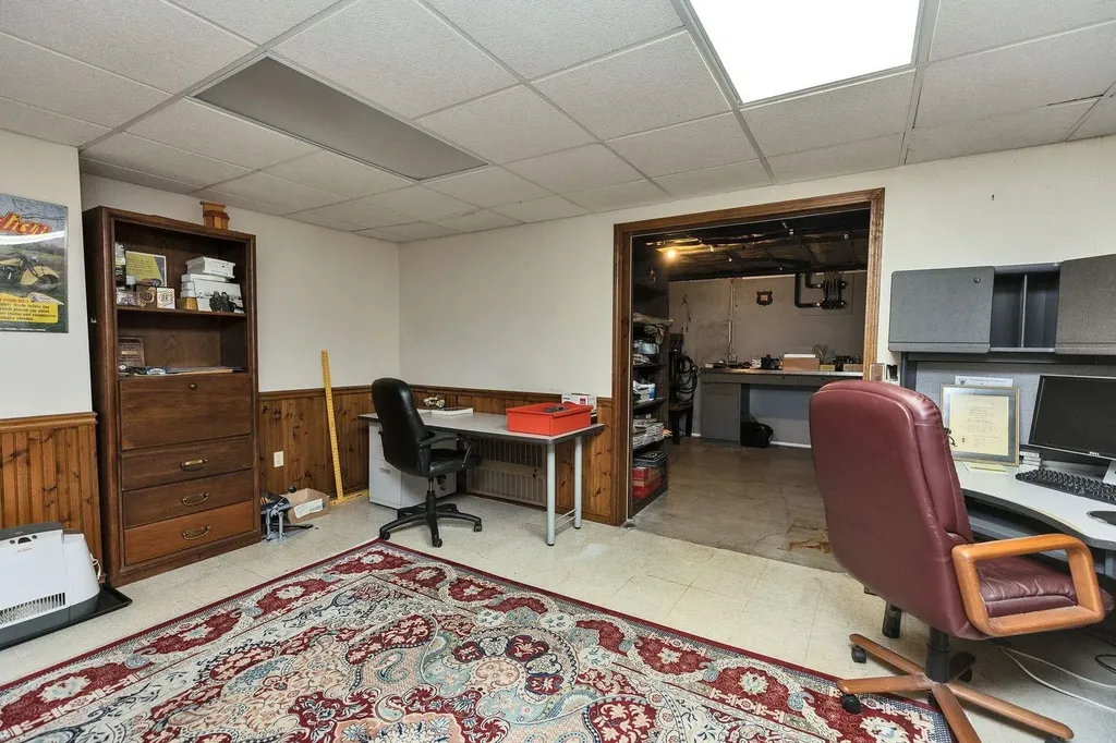 13 Johns Drive Hooksett NH 03106