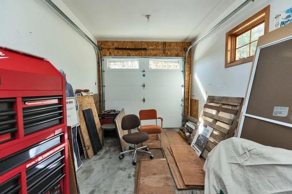 13 Johns Drive Hooksett NH 03106