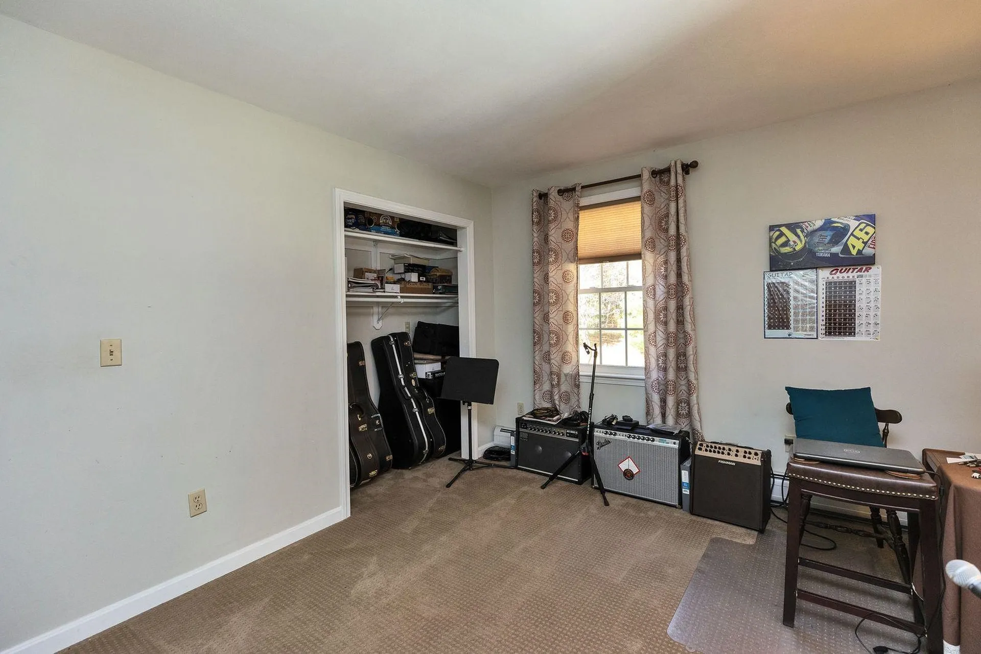 13 Johns Drive Hooksett NH 03106