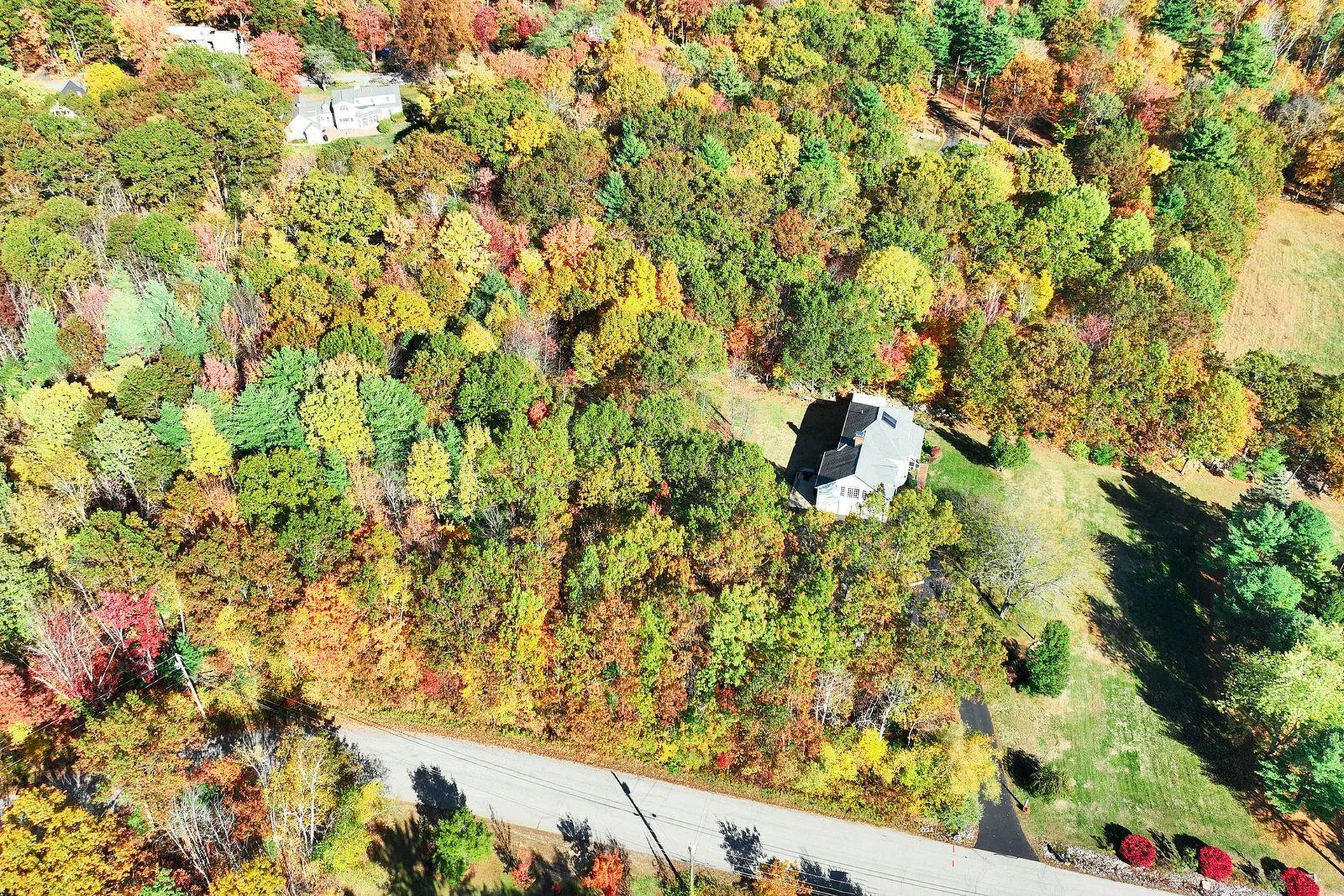 13 Johns Drive Hooksett NH 03106