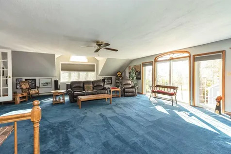 13 Johns Drive Hooksett NH 03106