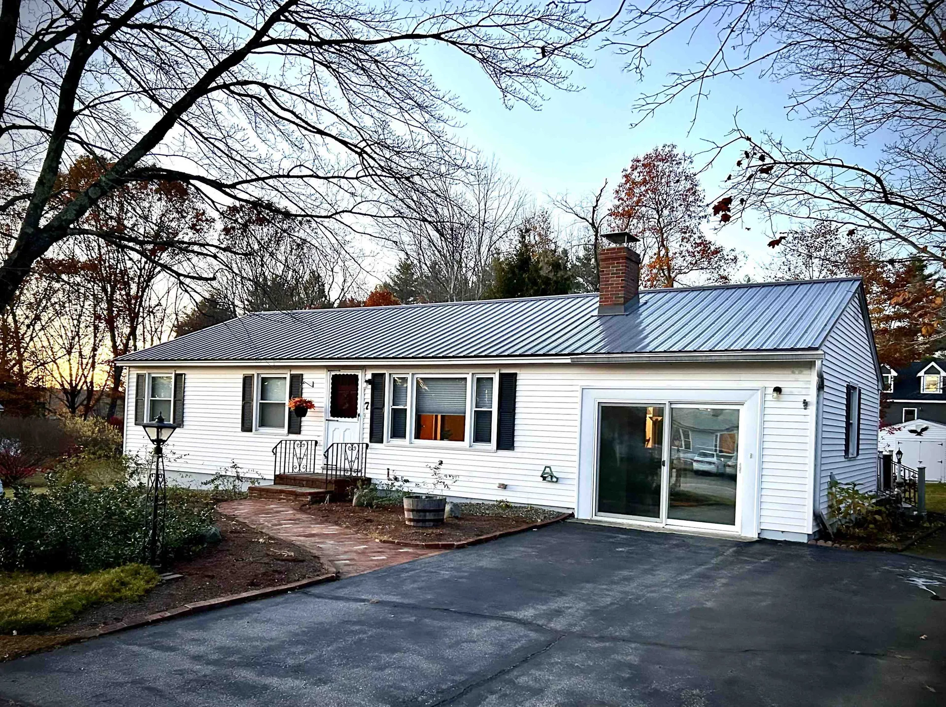 7 Pineview Drive Dover NH 03820