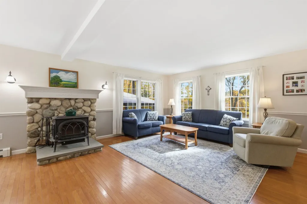 26 Welch Road Canterbury NH 03224