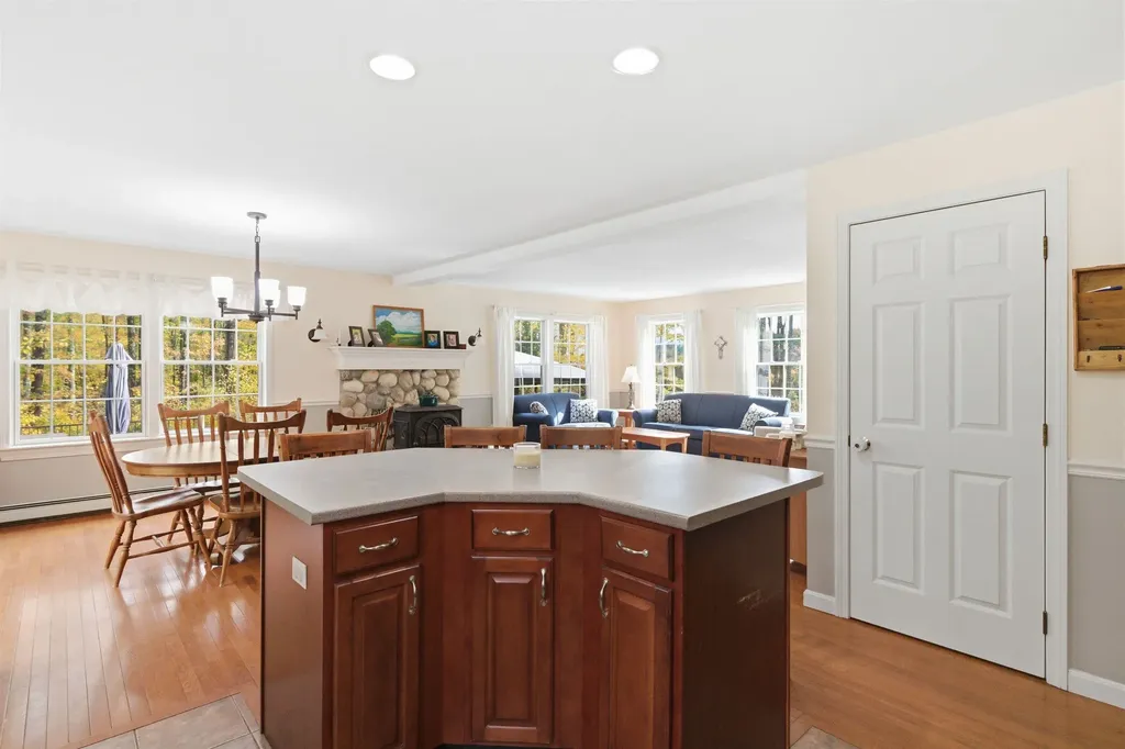 26 Welch Road Canterbury NH 03224