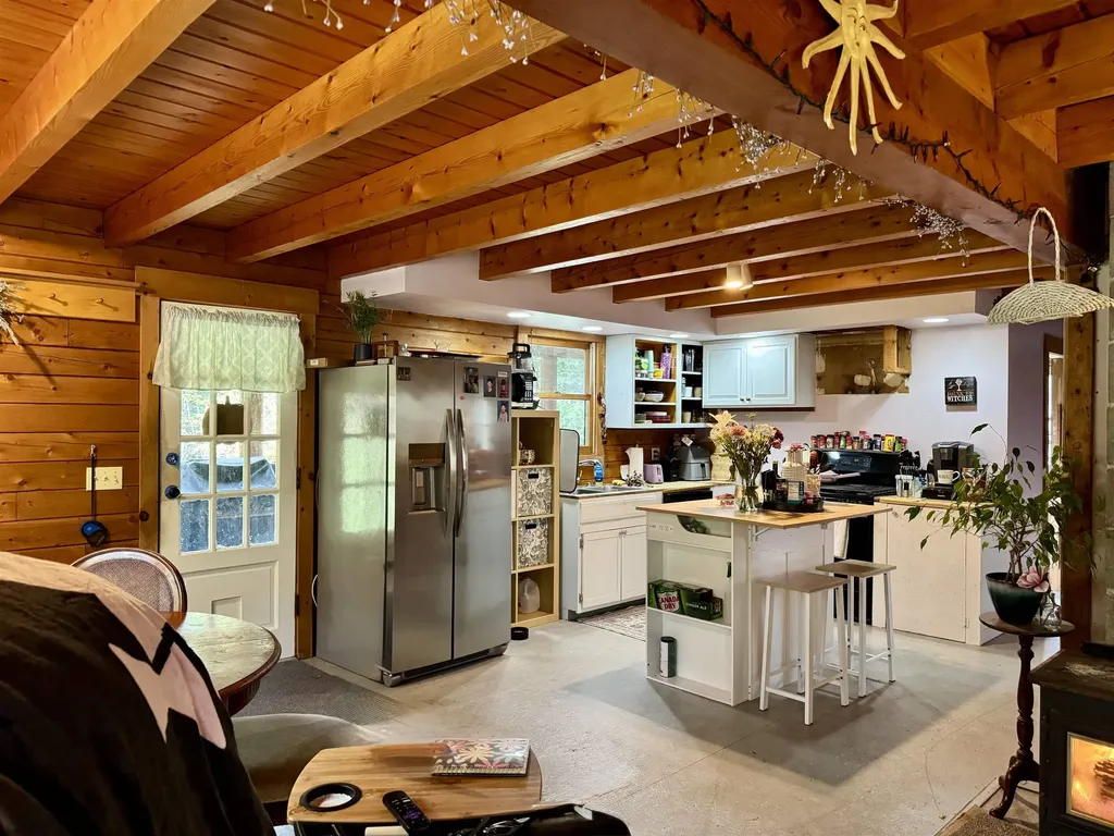 96 Maclean Road Alstead NH 03602