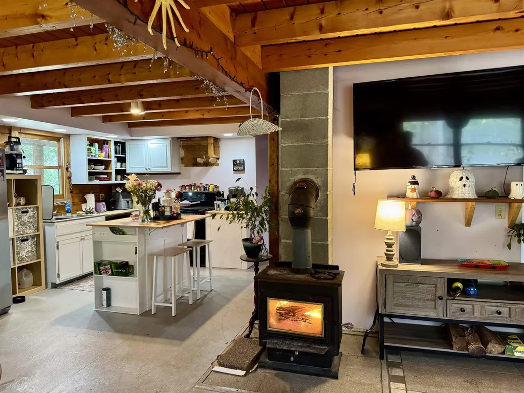 96 Maclean Road Alstead NH 03602