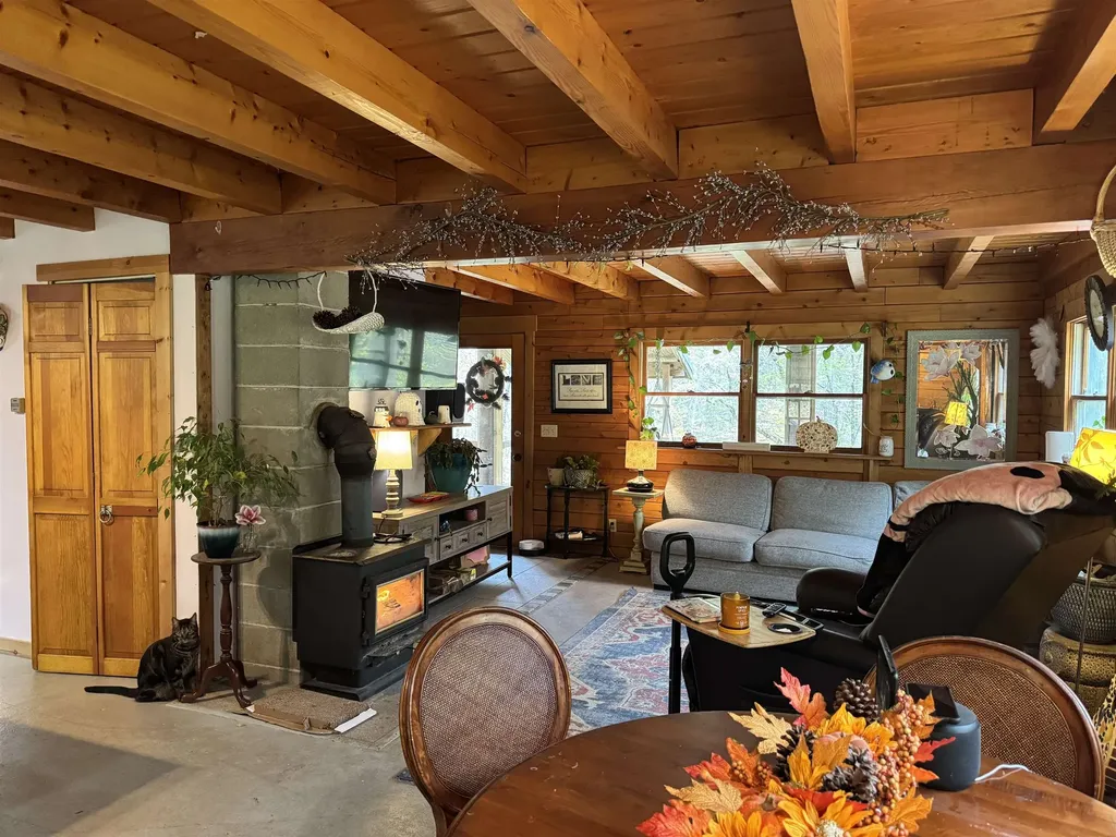 96 Maclean Road Alstead NH 03602