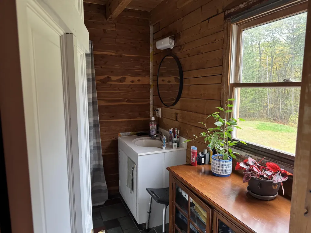 96 Maclean Road Alstead NH 03602