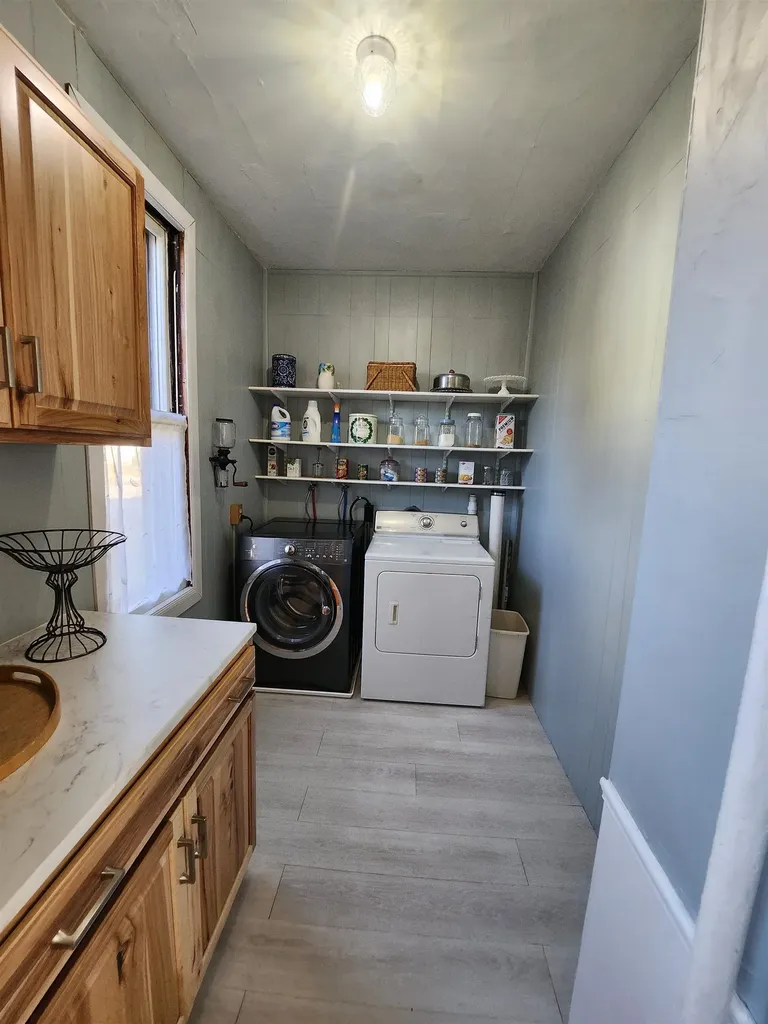 527 Hanover Street Manchester NH 03104