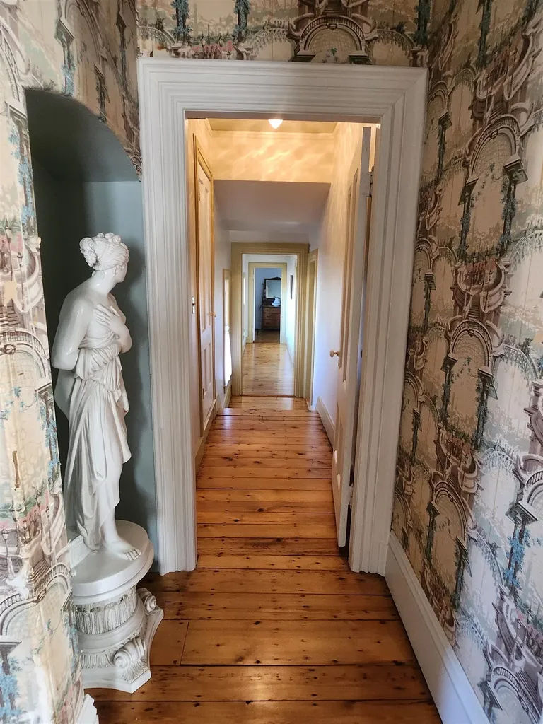 527 Hanover Street Manchester NH 03104