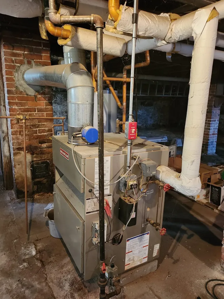 527 Hanover Street Manchester NH 03104