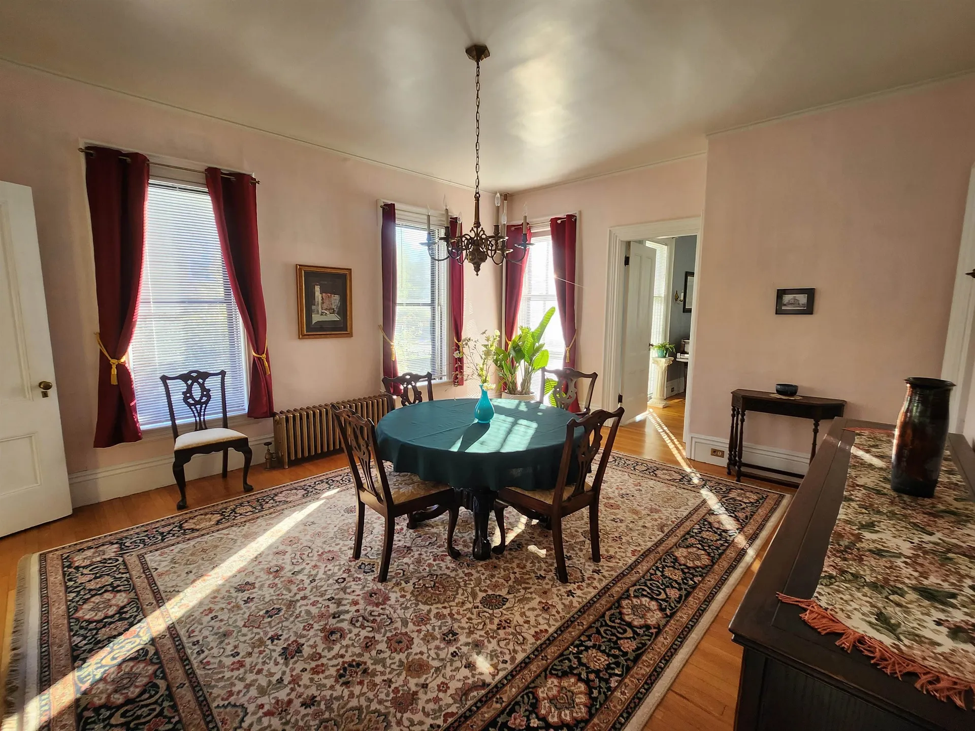 527 Hanover Street Manchester NH 03104