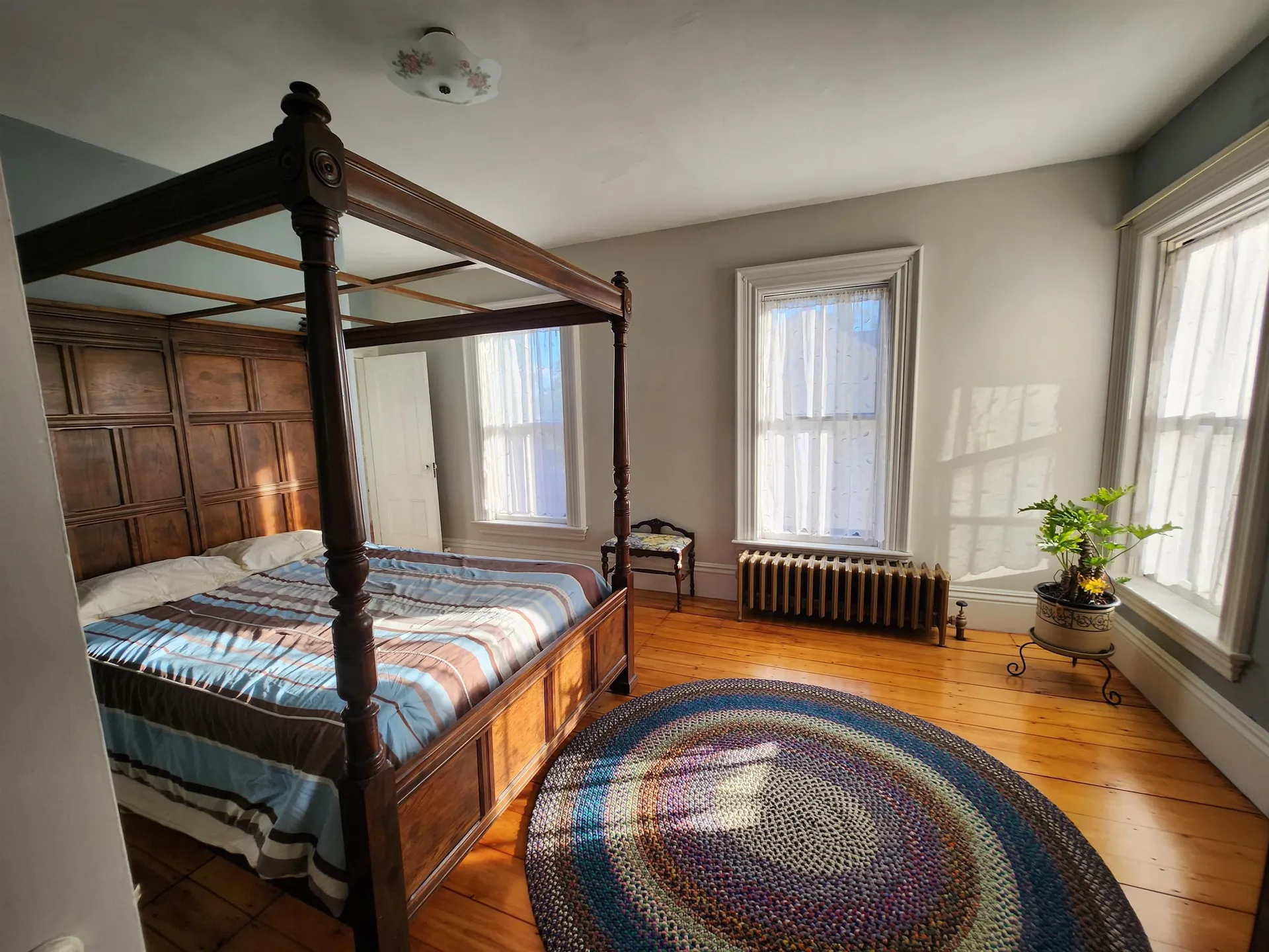 527 Hanover Street Manchester NH 03104