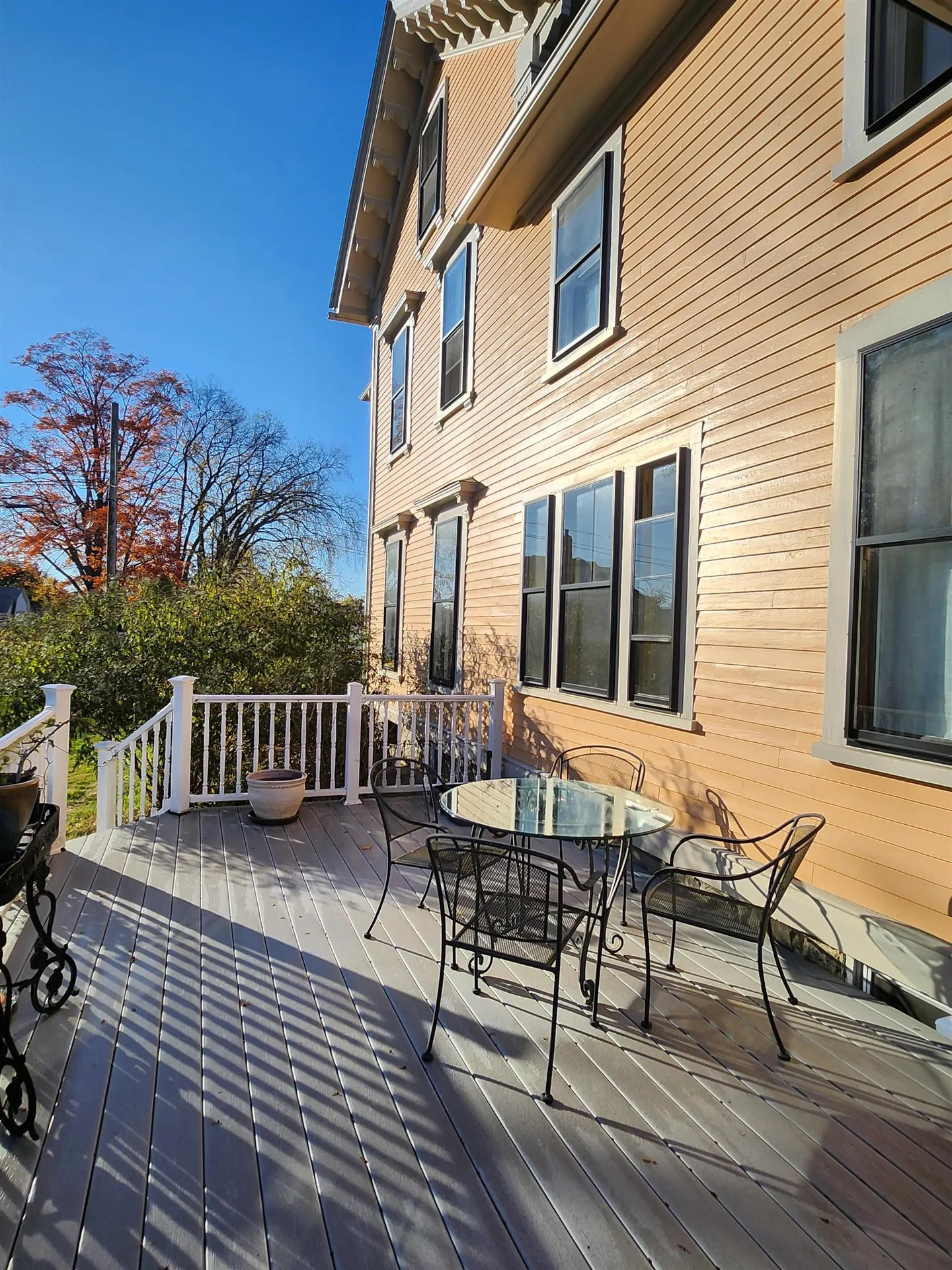 527 Hanover Street Manchester NH 03104