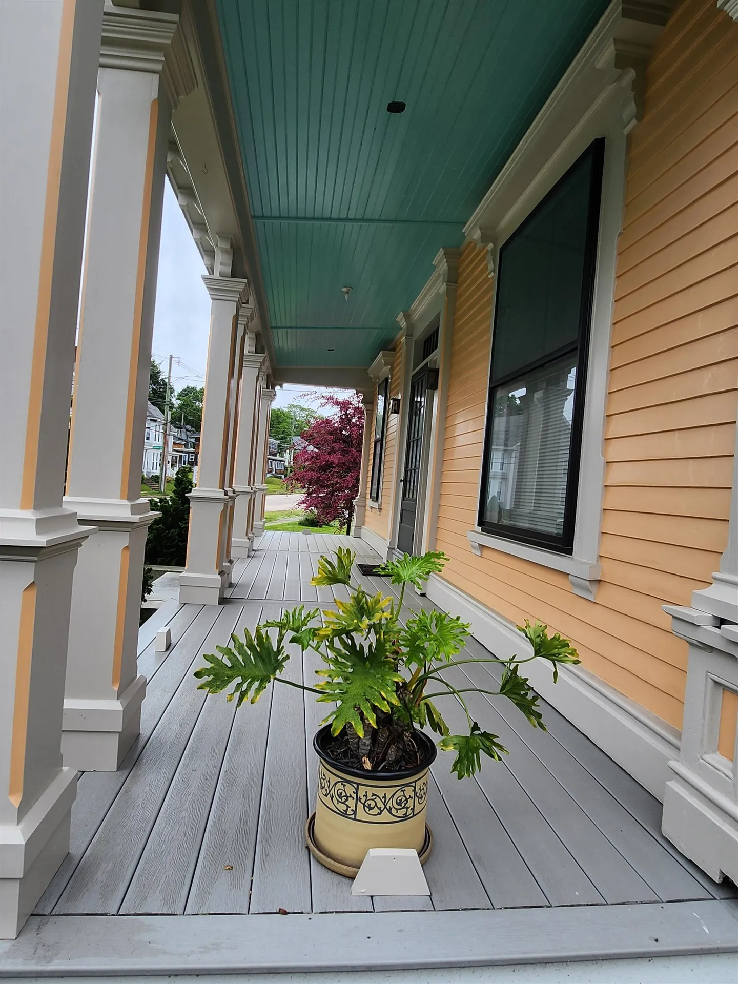 527 Hanover Street Manchester NH 03104