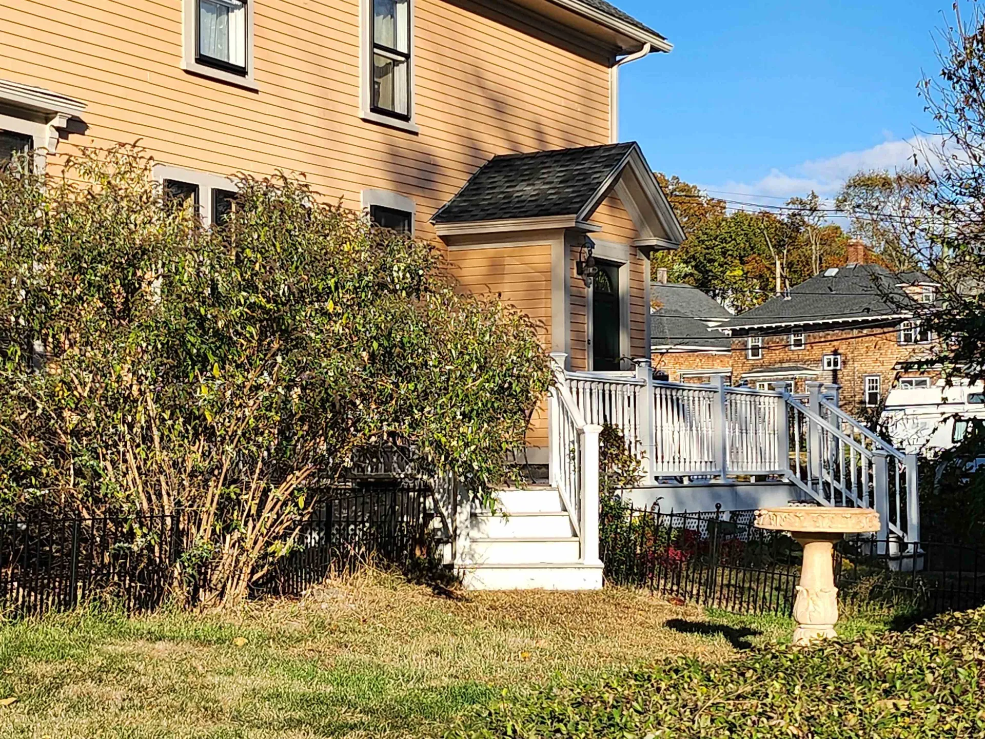 527 Hanover Street Manchester NH 03104