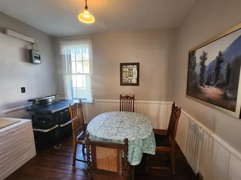 527 Hanover Street Manchester NH 03104