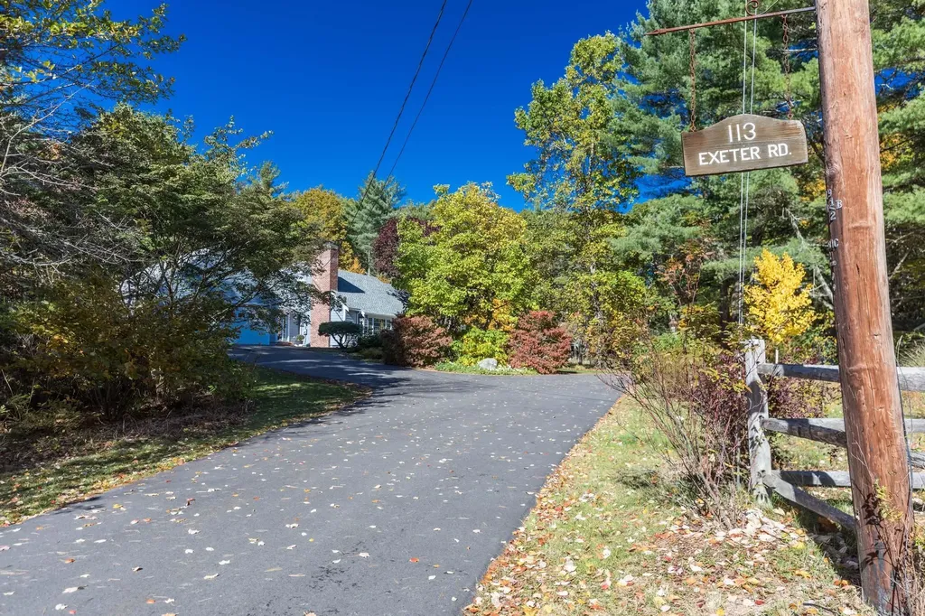 113 Exeter Road North Hampton NH 03862