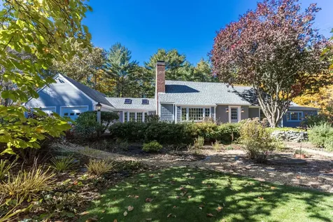 113 Exeter Road North Hampton NH 03862