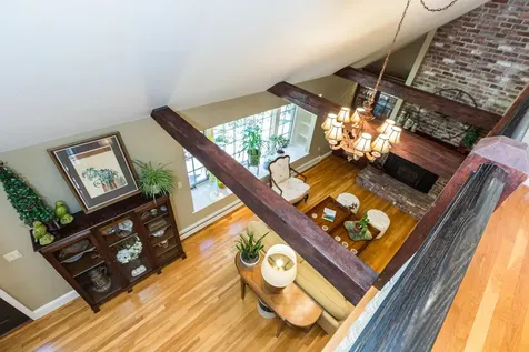 113 Exeter Road North Hampton NH 03862