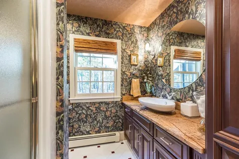 113 Exeter Road North Hampton NH 03862