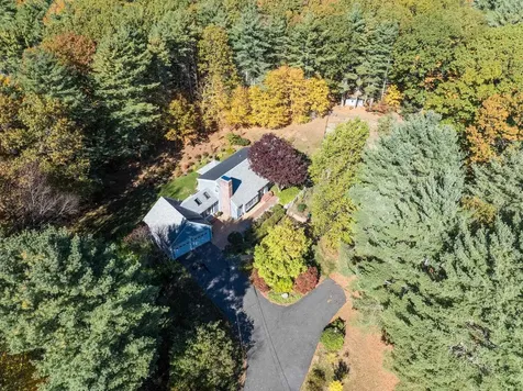 113 Exeter Road North Hampton NH 03862