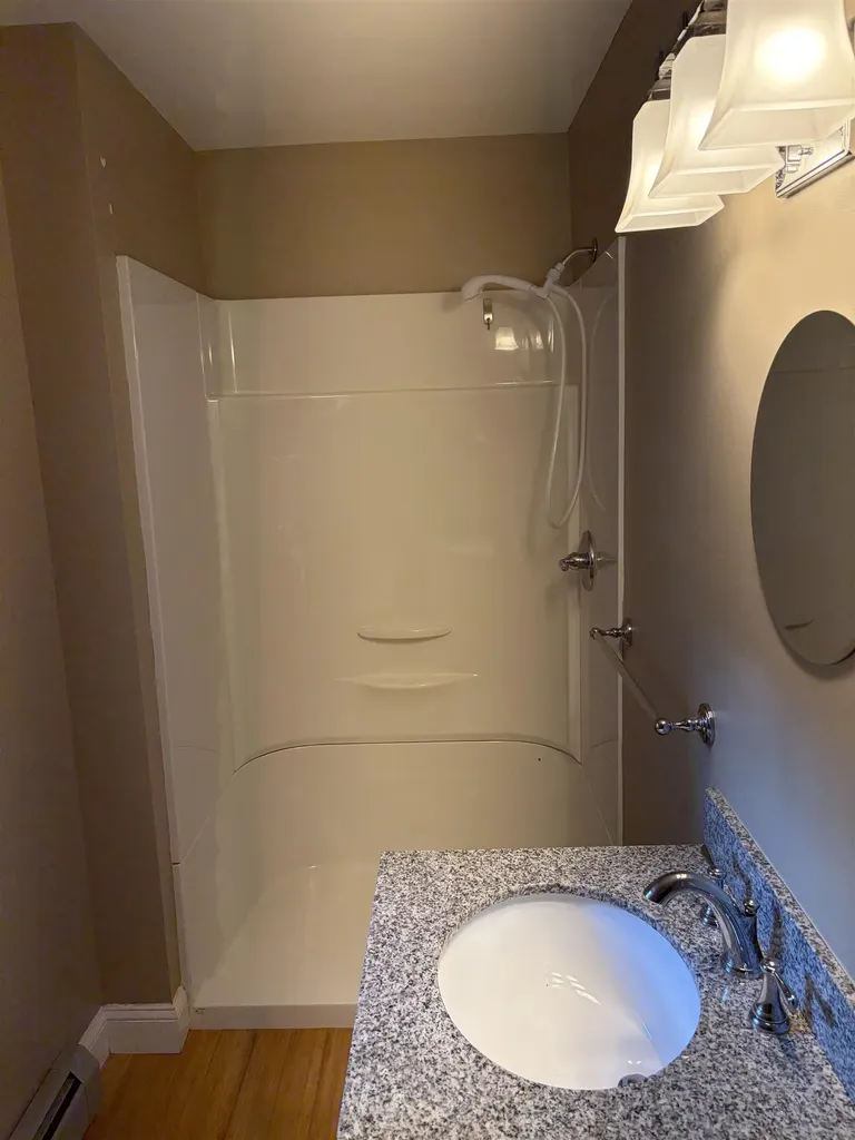 17 Essex Street Concord NH 03301