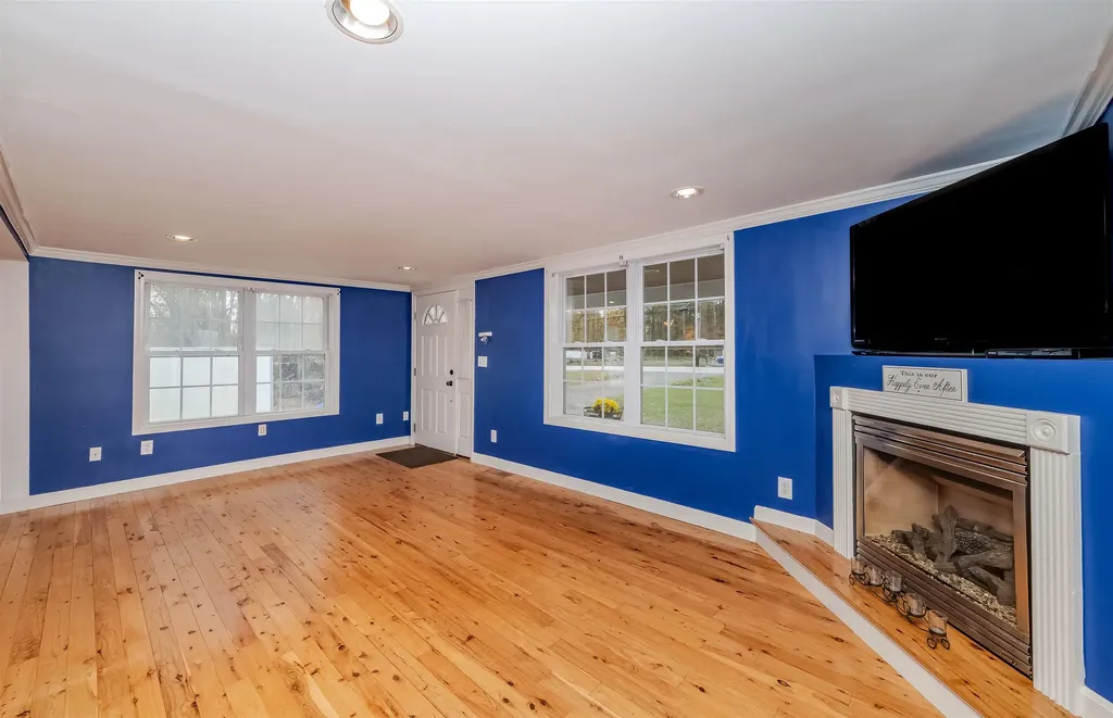 313 Main Street Hampstead NH 03841