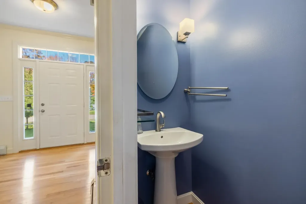 19 Juniper Lane Hampton NH 03842