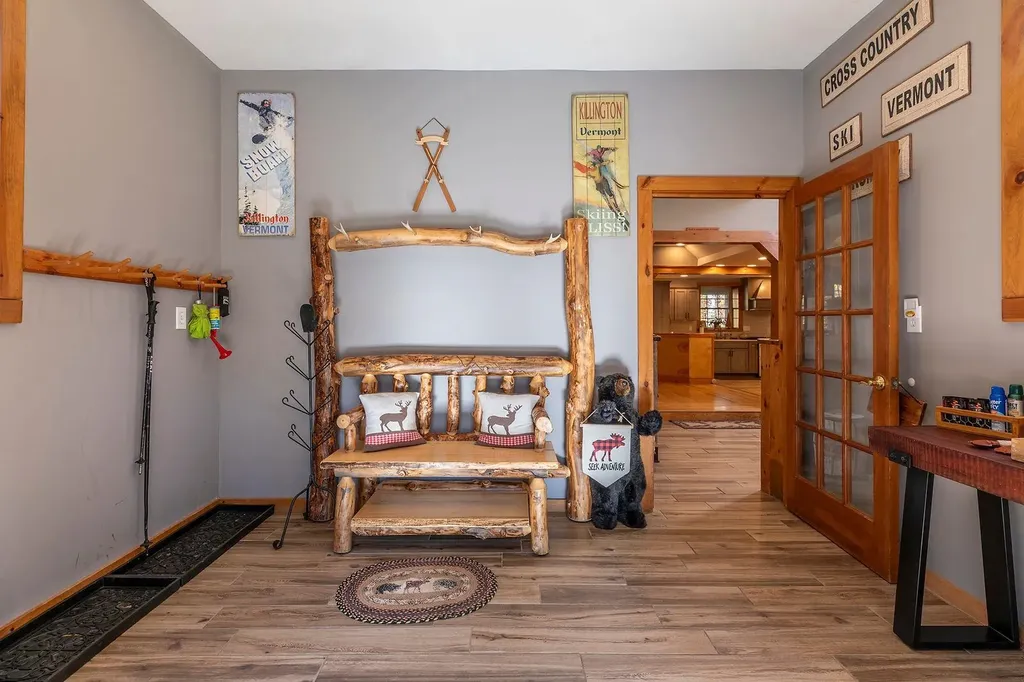 4427 West Hill Road South Jamaica VT 05343