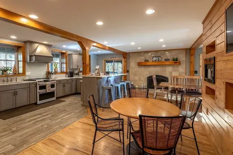 4427 West Hill Road South Jamaica VT 05343