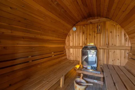 4427 West Hill Road South Jamaica VT 05343