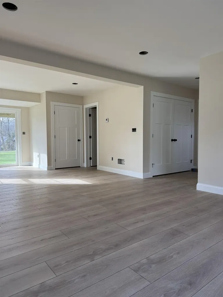 80 Bypass 28 Derry NH 03038