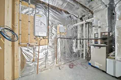 80 Bypass 28 Derry NH 03038