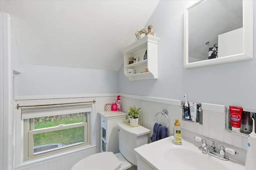 13 Pleasant Street Proctor VT 05765