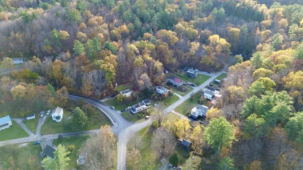 13 Pleasant Street Proctor VT 05765