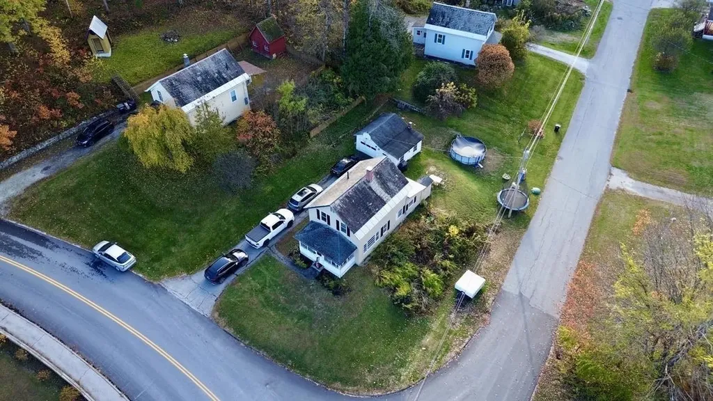 13 Pleasant Street Proctor VT 05765