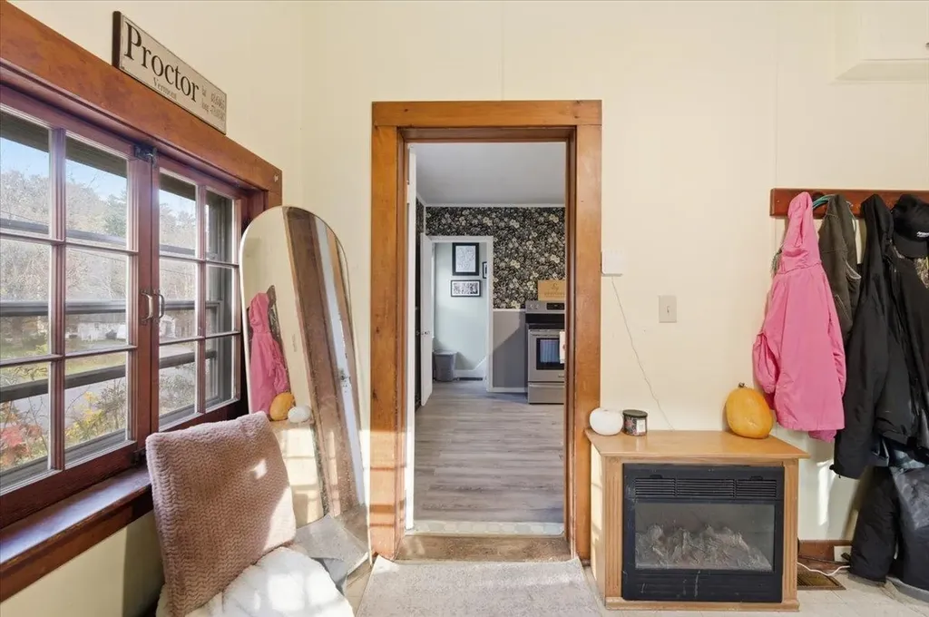 13 Pleasant Street Proctor VT 05765