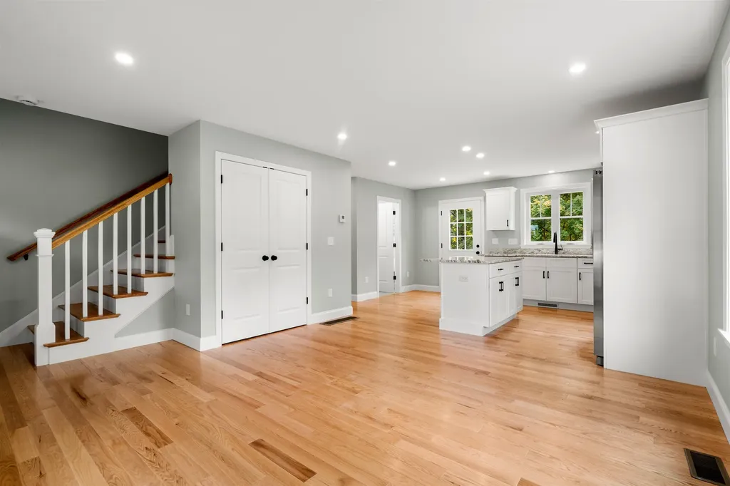 10 Turgeons Lane Somersworth NH 03878