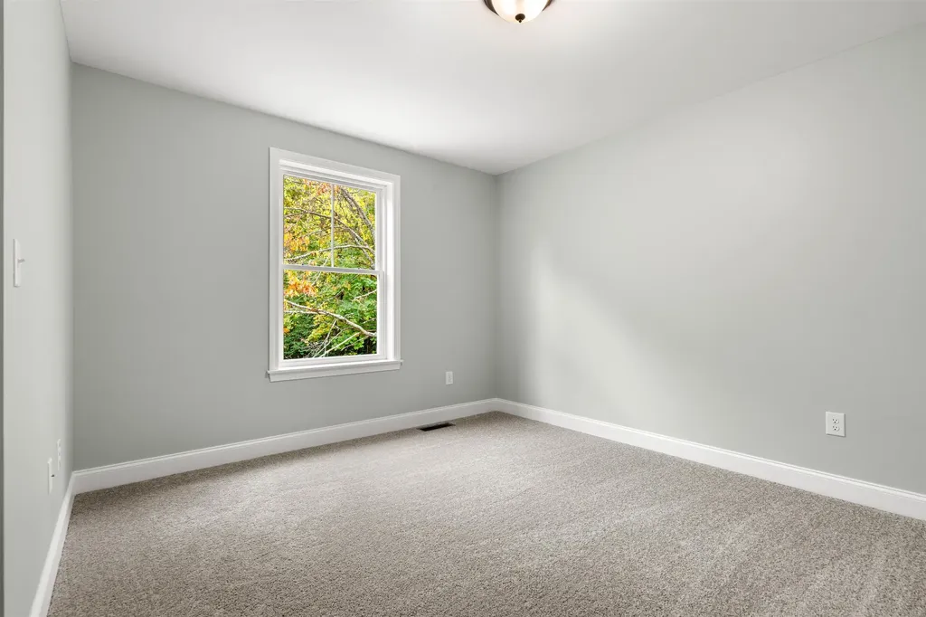 10 Turgeons Lane Somersworth NH 03878