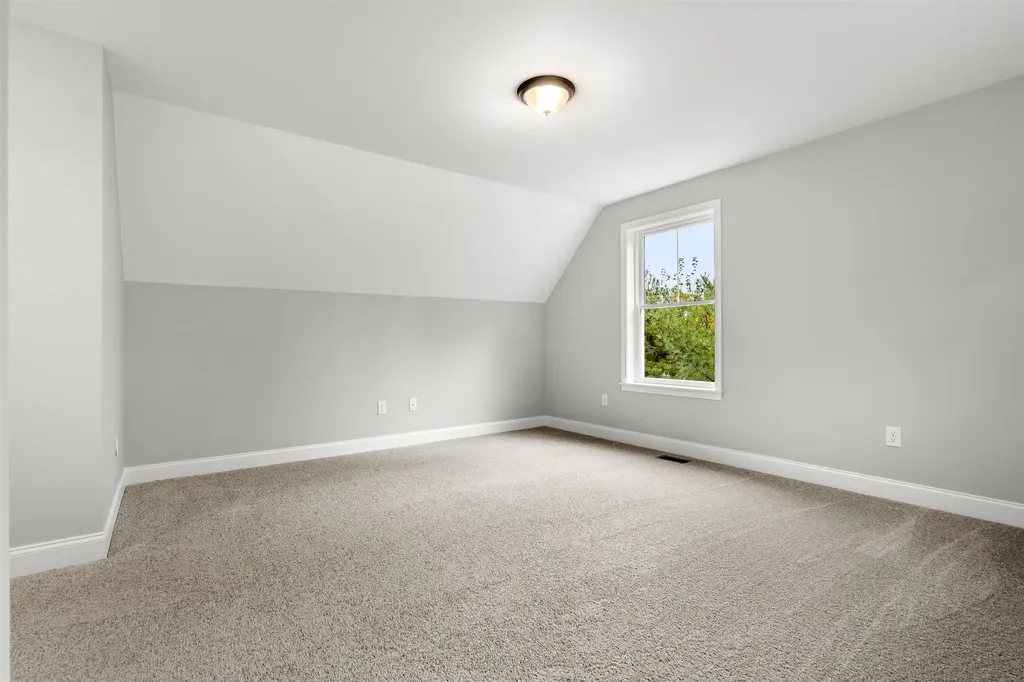 10 Turgeons Lane Somersworth NH 03878