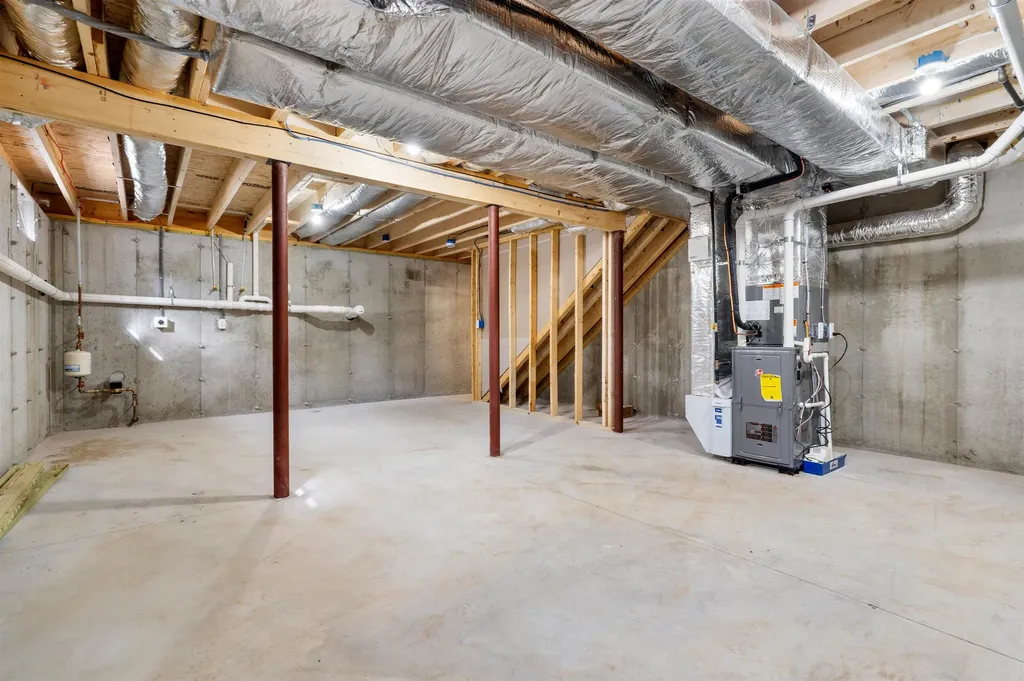 10 Turgeons Lane Somersworth NH 03878