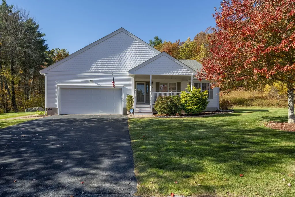 184 Apple Brook Way Manchester NH 03109