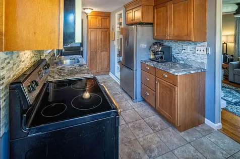 5 Cedarbrook Drive Dover NH 03820