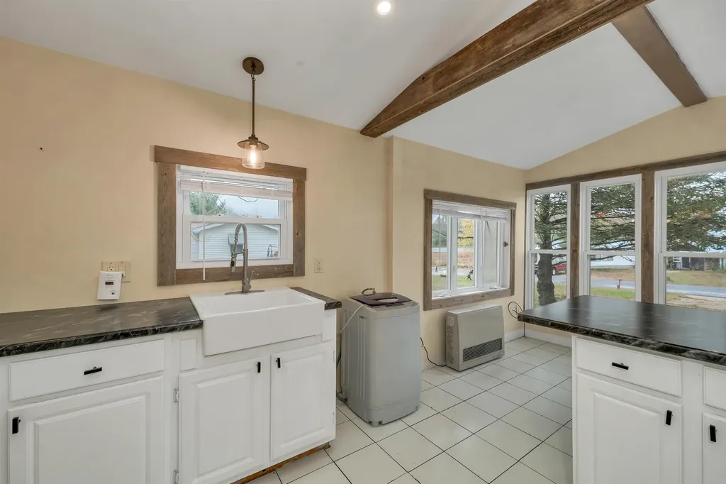 6 Murray Lane Northwood NH 03261