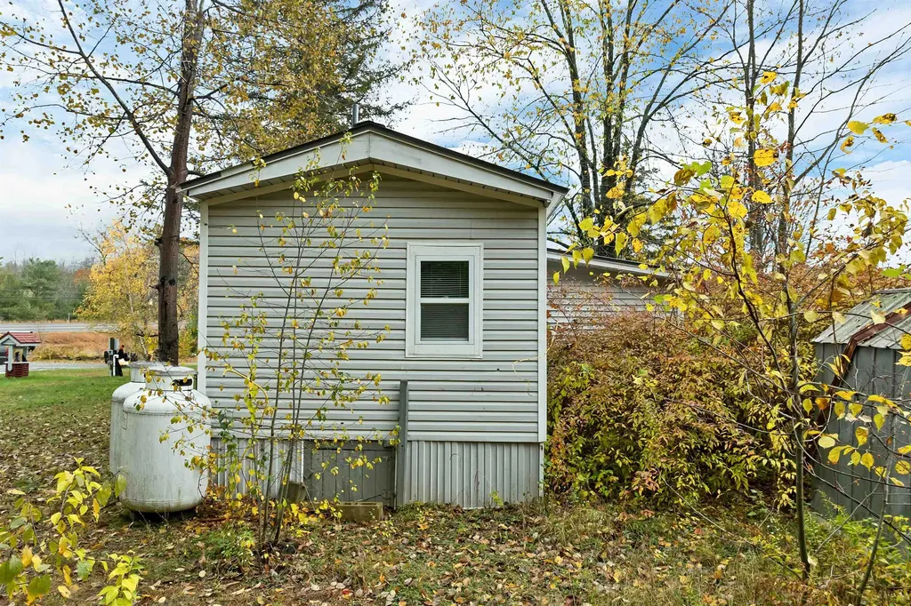 6 Murray Lane Northwood NH 03261